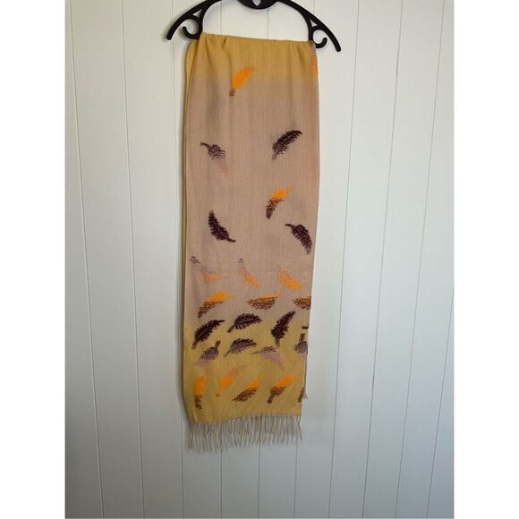 Je Crois Ios Womens Fall Leaves Autumn Scarf Wrap Gold Cream Brown Fringe 27x72 - Picture 2 of 9
